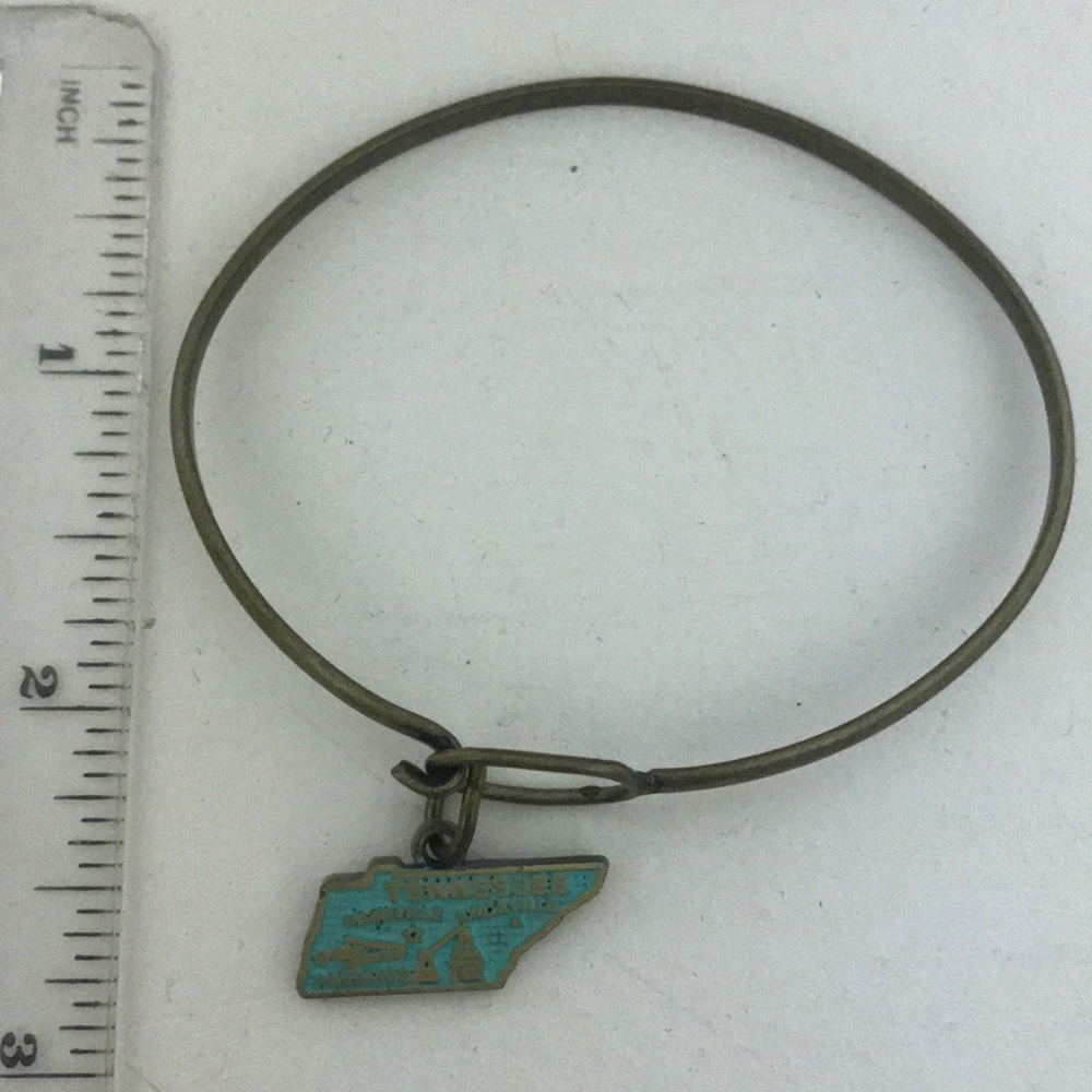 EUC Tennessee Charm Bracelet.